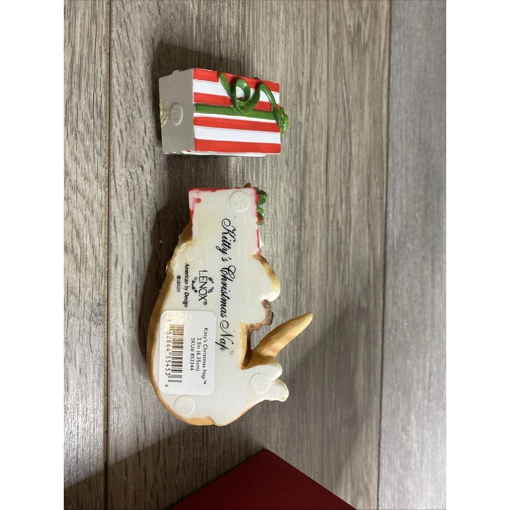 LENOX‎ KITTY'S CHRISTMAS NAP FIGURINE with Box